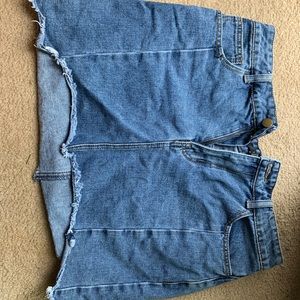 ❌SOLD❌Brand New distressed denim mini skirt